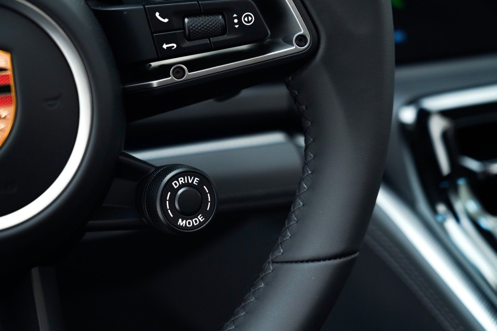 New 2026 Porsche Panamera 4 AWD/4WD image 30