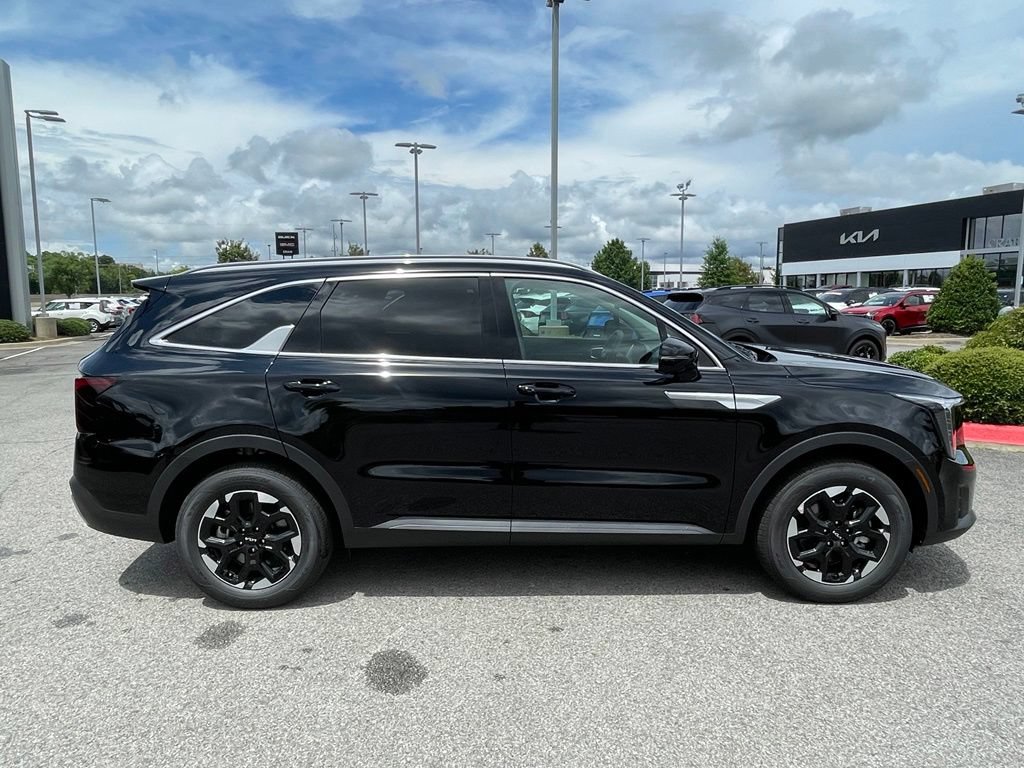 New 2026 Kia Sorento S FWD image 9
