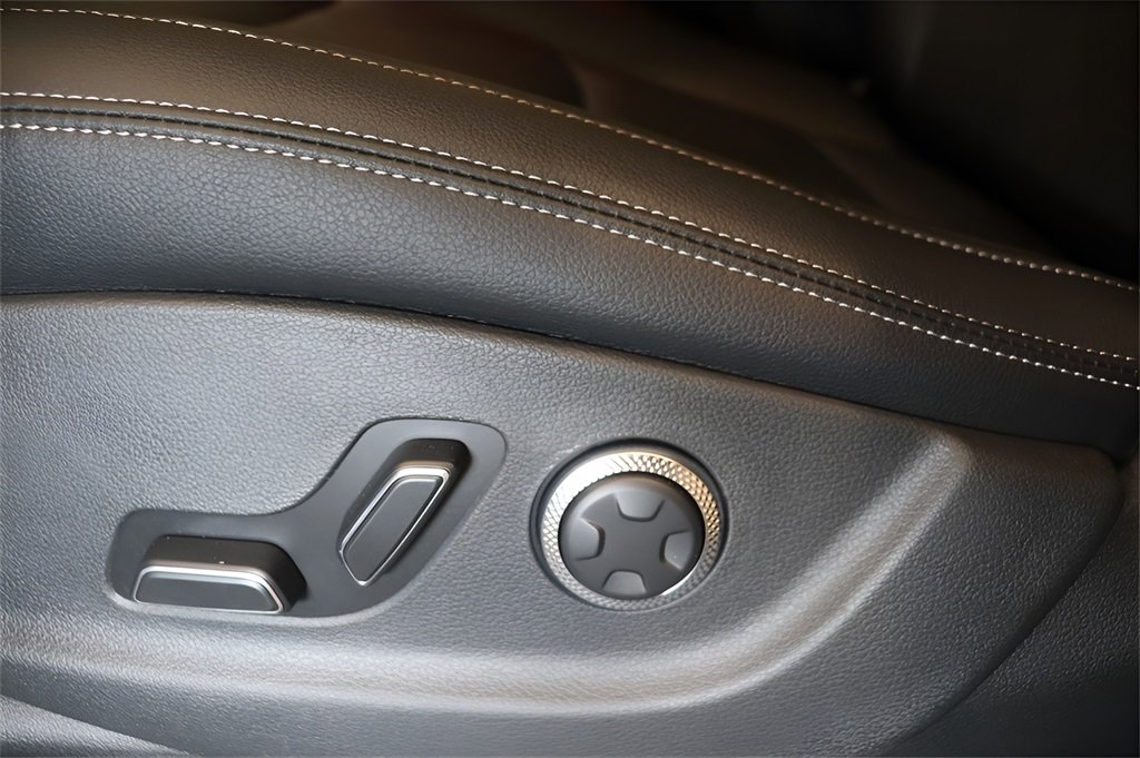 New 2026 Genesis GV70 2.5T Select image 9