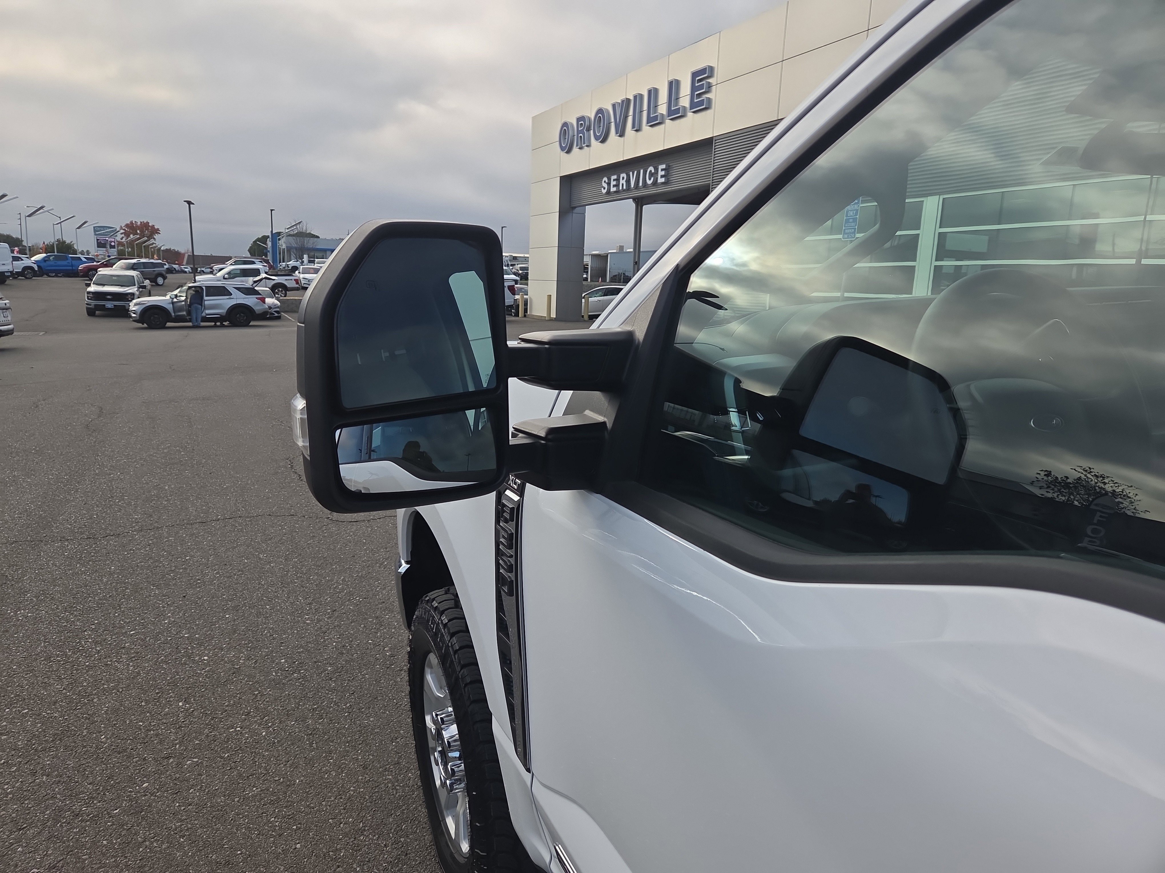 Used 2024 Ford F350 XLT image 10