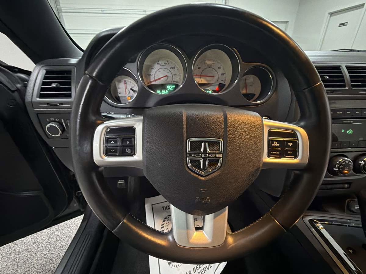 Used 2011 Dodge Challenger RWD image 15