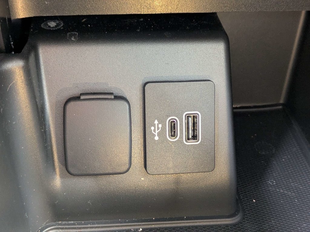New 2025 Ford Explorer ST-Line w/ Premium Package RWD image 49
