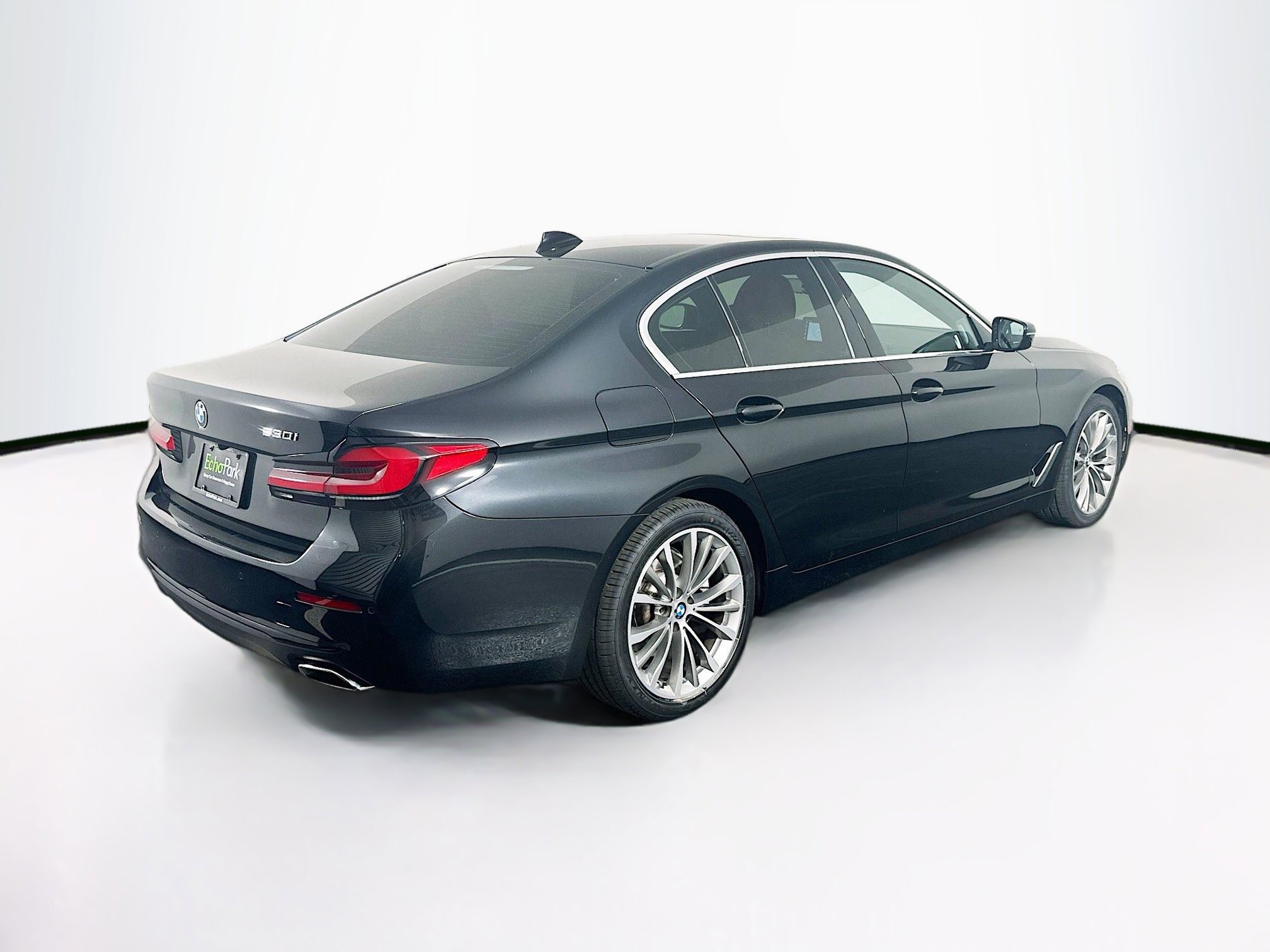 Used 2023 BMW 530i w/ Premium Package RWD image 9