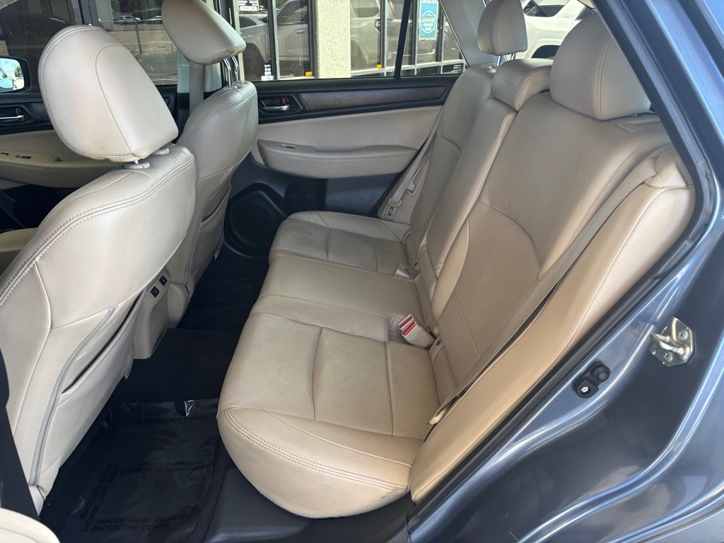 Used 2016 Subaru Outback 2.5i Limited AWD/4WD image 14