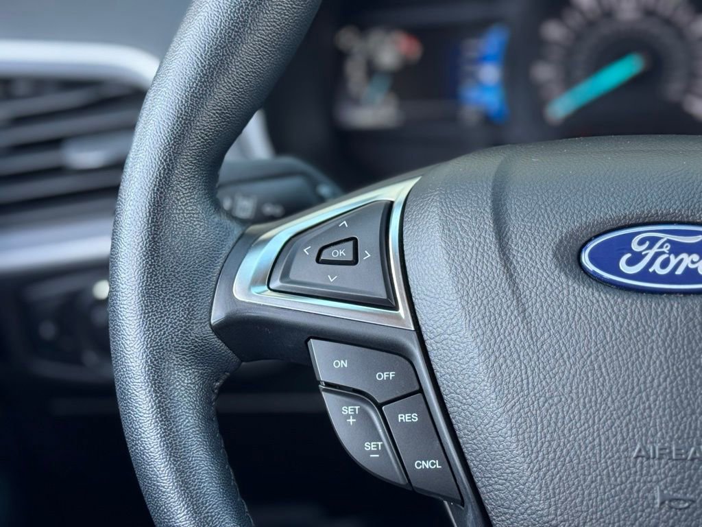 Used 2022 Ford Edge SEL w/ Convenience Package image 7