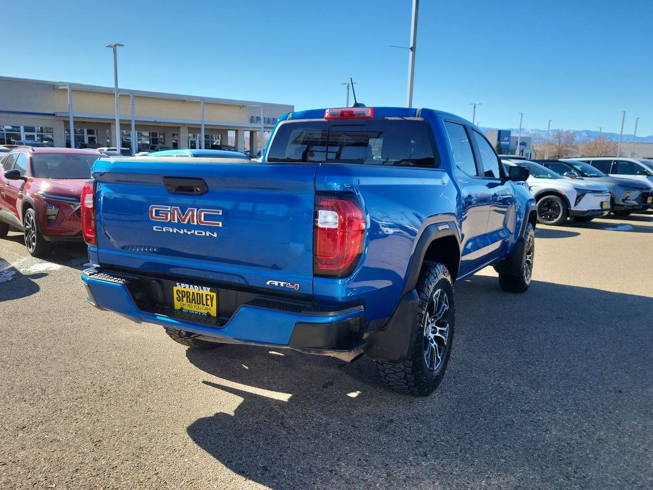 Used 2023 GMC Canyon AT4 image 8