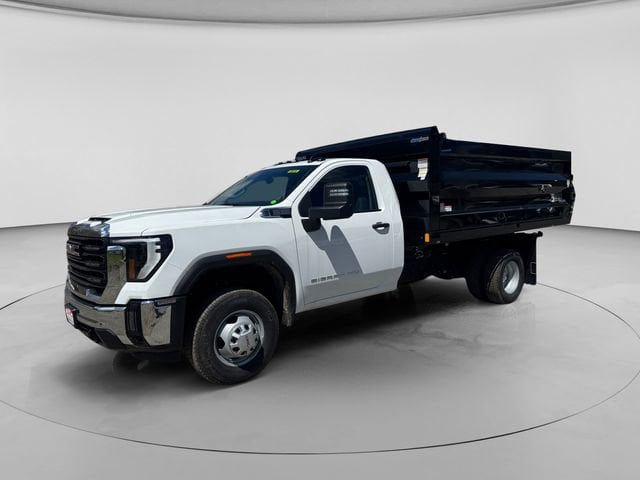 New 2026 GMC Sierra 3500 Pro w/ Convenience Package AWD/4WD image 2