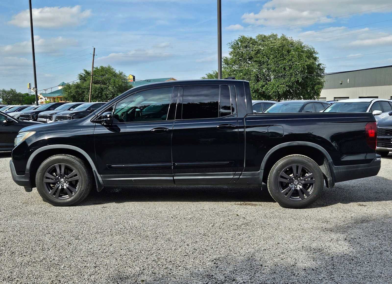 Used 2019 Honda Ridgeline Sport image 11