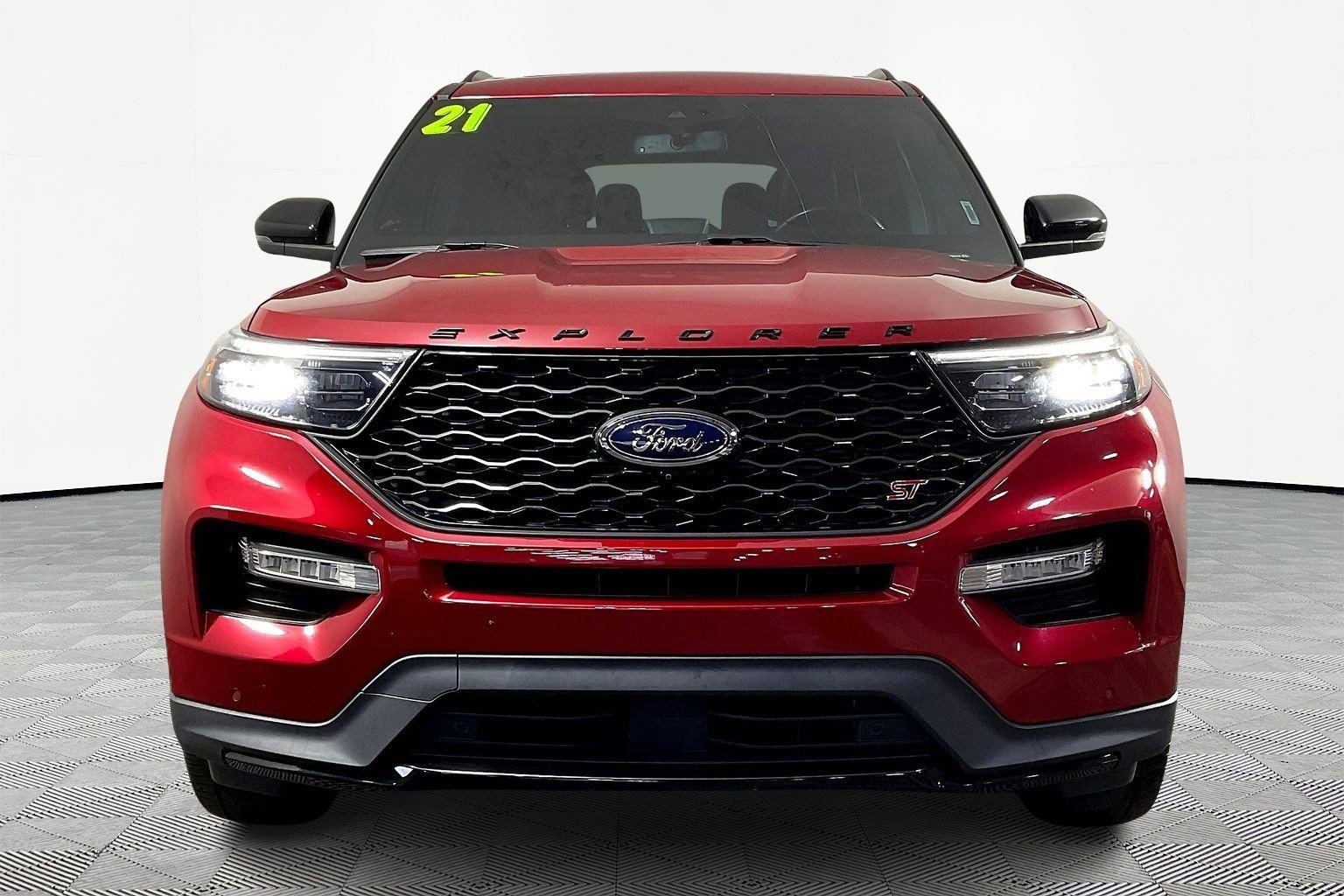 Used 2021 Ford Explorer ST w/ Equipment Group 401A image 2