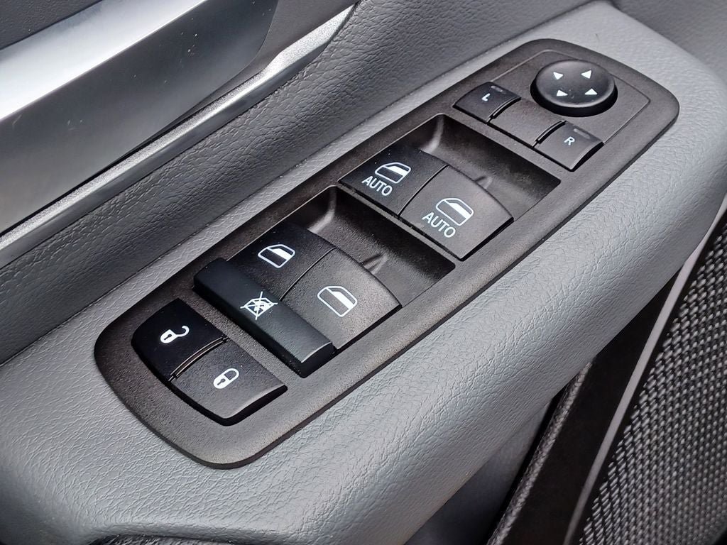 Used 2022 RAM 1500 Big Horn AWD/4WD image 13
