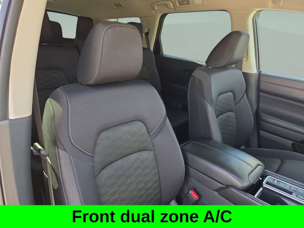 Used 2024 Nissan Pathfinder SV FWD image 15