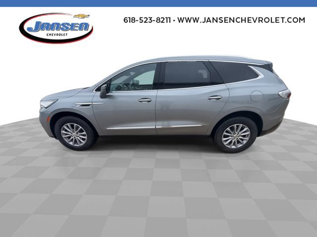 Used 2024 Buick Enclave Essence image 5