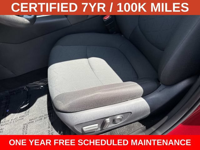 Used 2025 Toyota RAV4 XLE AWD/4WD image 15