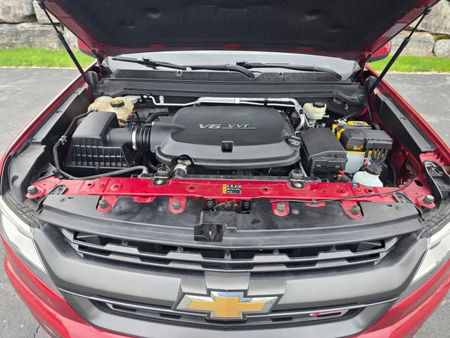 Used 2017 Chevrolet Colorado Z71 AWD/4WD image 23