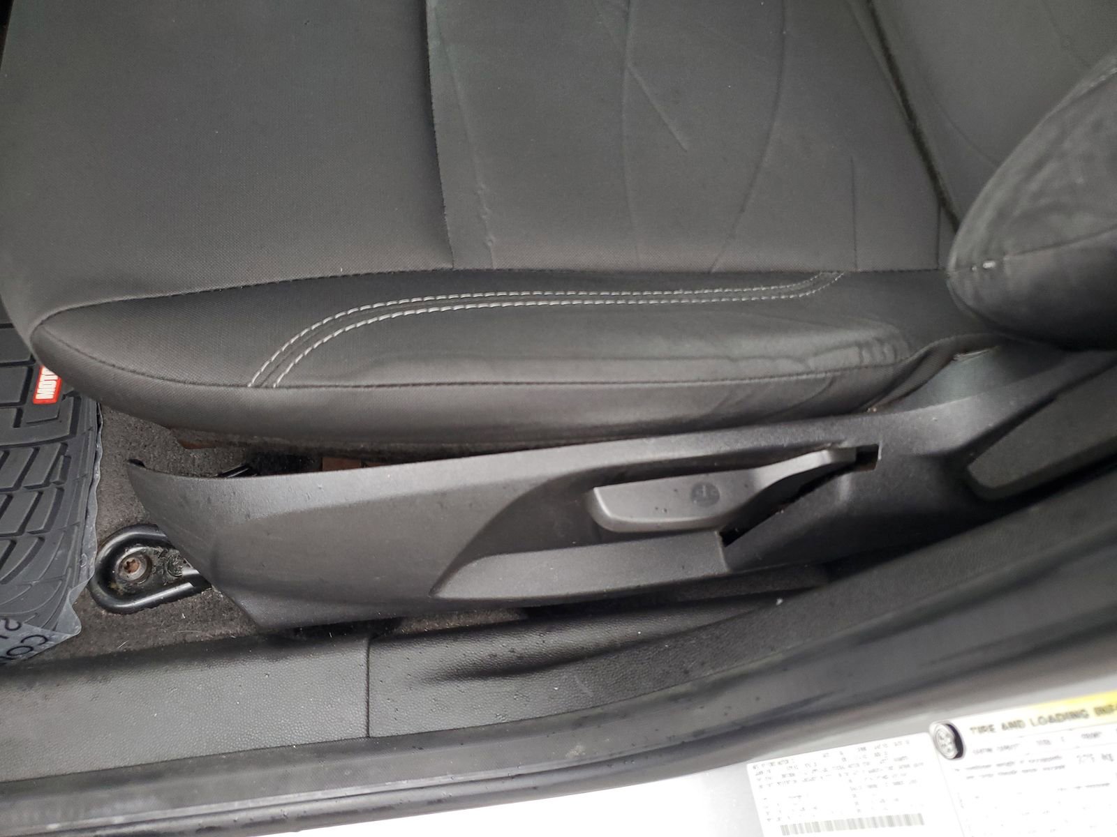 Used 2015 Ford Fiesta SE FWD image 16