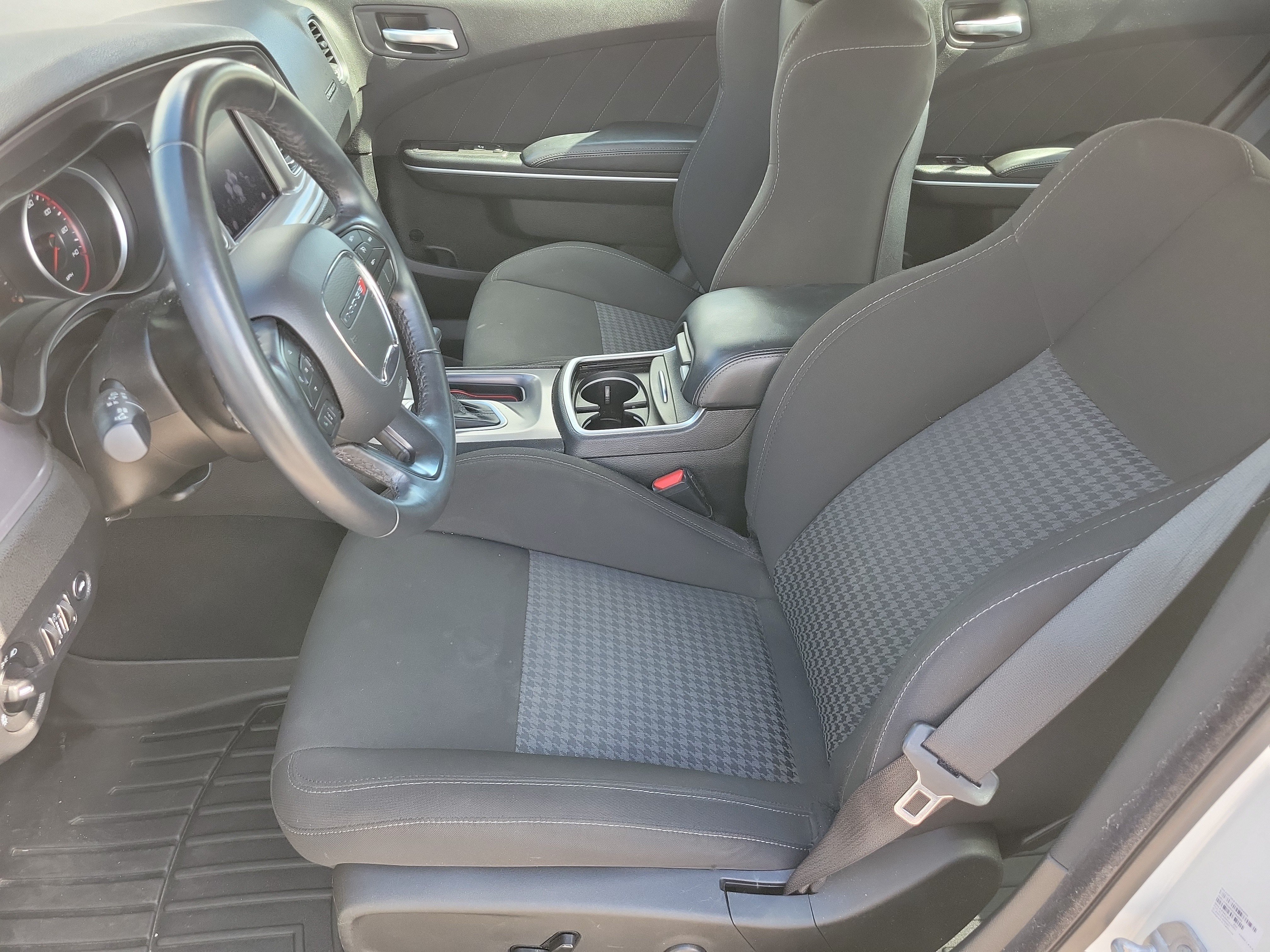 Used 2023 Dodge Charger GT RWD image 9