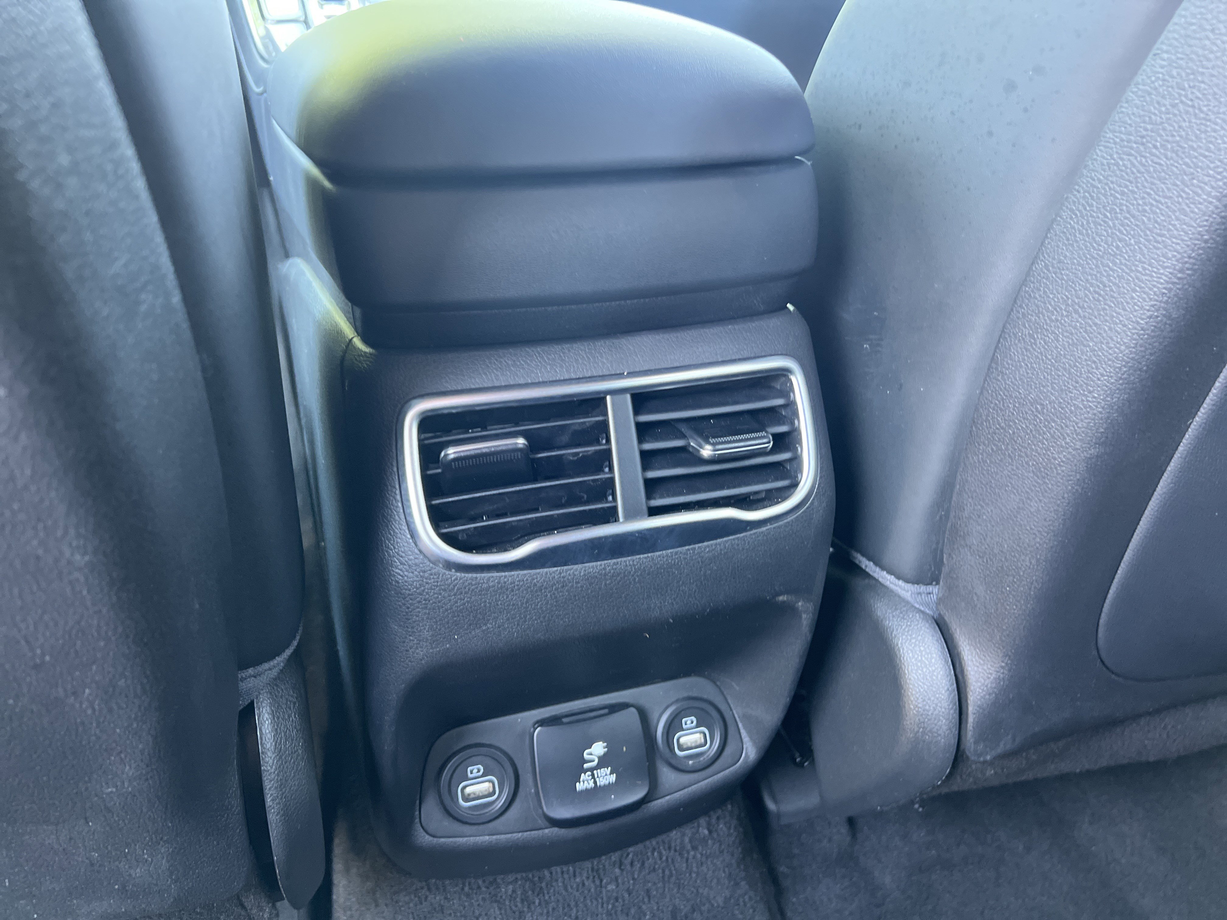 Used 2023 Hyundai Santa Fe Calligraphy image 36