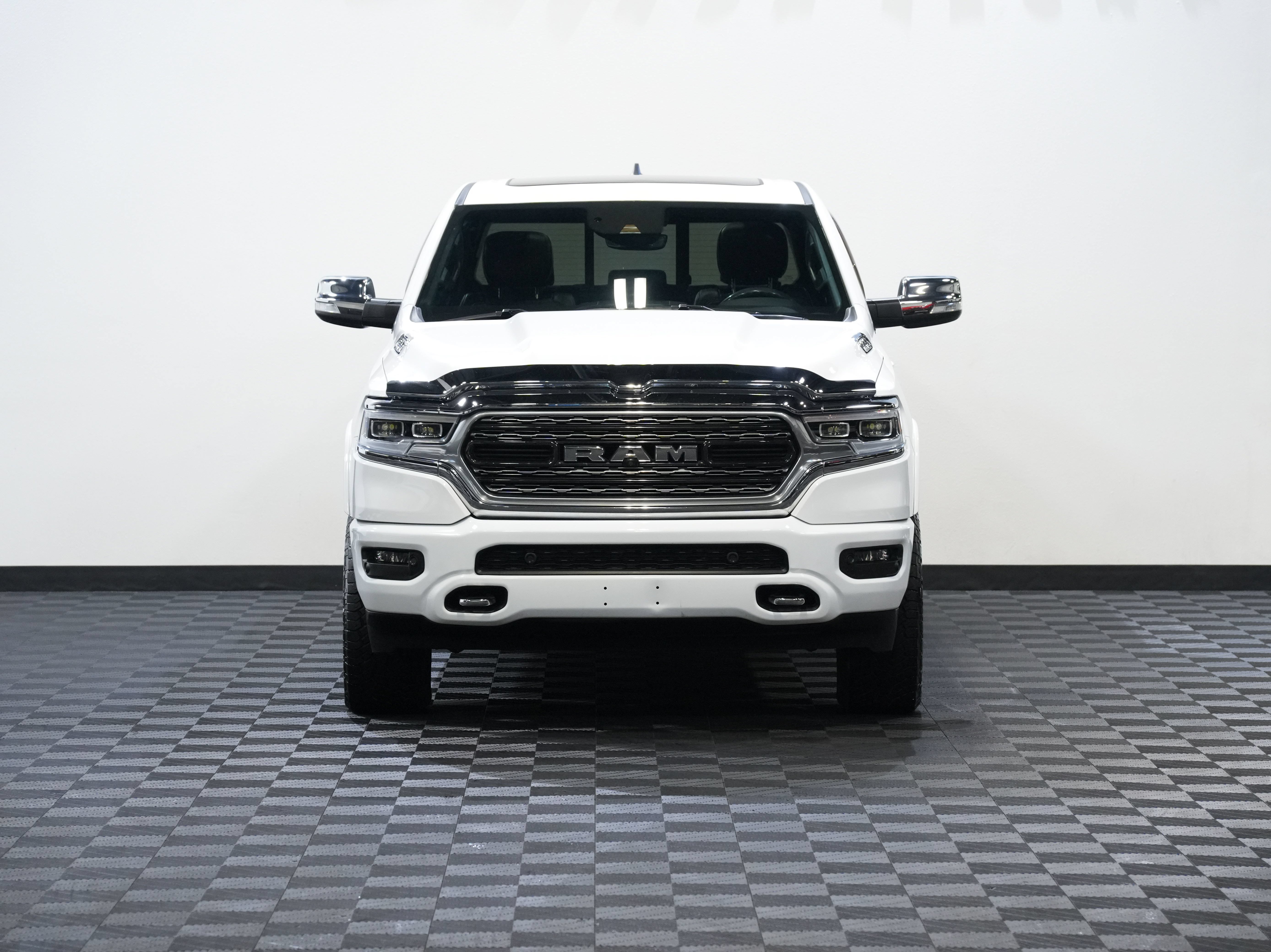 Used 2020 RAM 1500 Limited AWD/4WD image 4