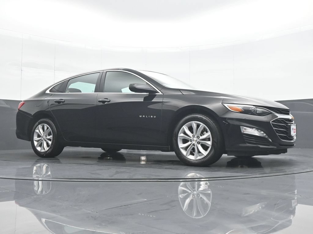 Used 2025 Chevrolet Malibu LT FWD image 32