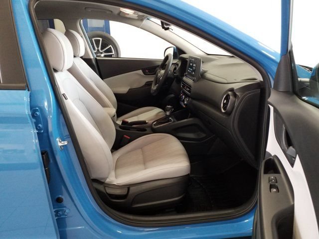 Used 2022 Hyundai Kona SEL AWD/4WD image 16