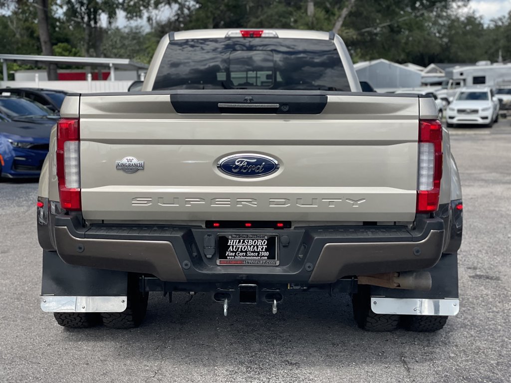 Used 2017 Ford F350 King Ranch w/ King Ranch Ultimate Package AWD/4WD image 11