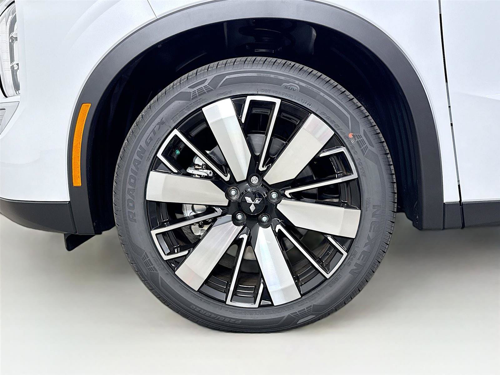 New 2026 Mitsubishi Outlander SE FWD image 29