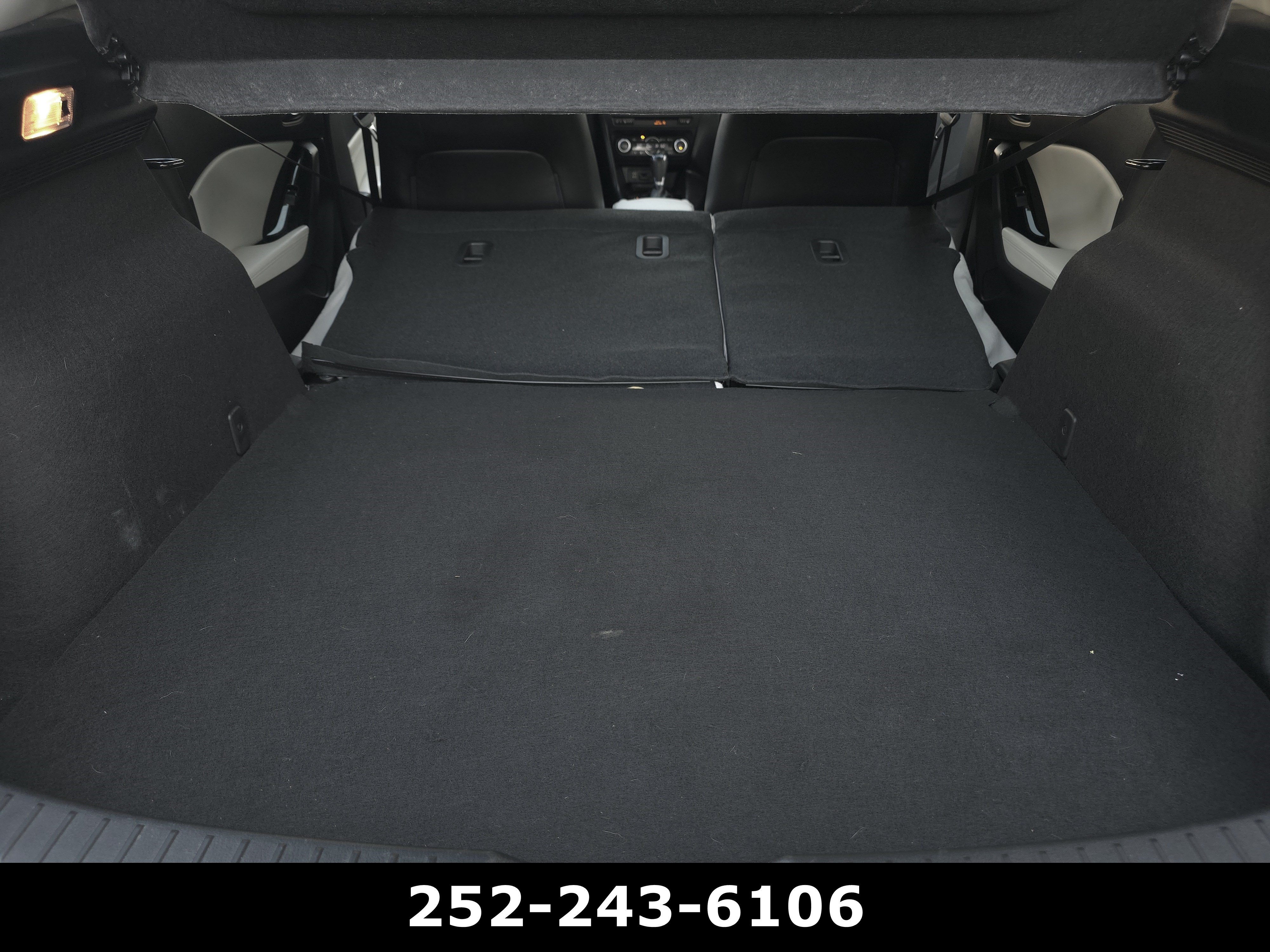 Used 2017 MAZDA MAZDA3 Grand Touring w/ Premium Equipment Package FWD image 35