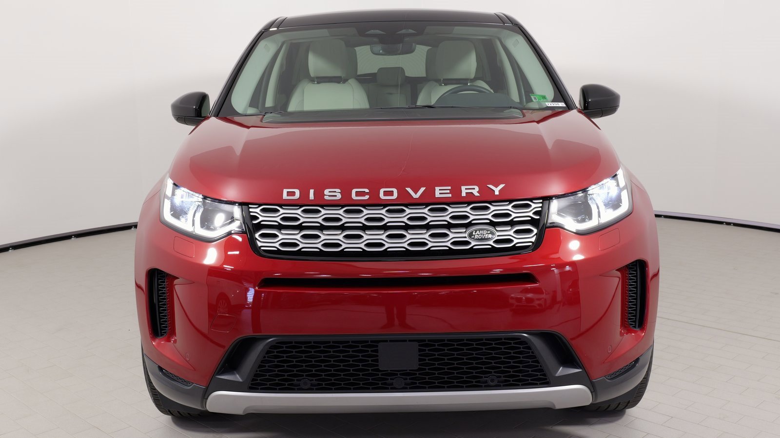 Used 2023 Land Rover Discovery Sport S image 6