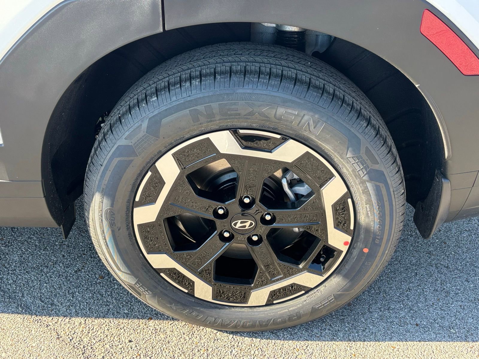 New 2026 Hyundai Santa Fe SEL FWD image 9