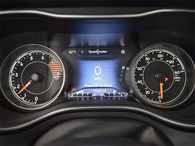 Used 2022 Jeep Cherokee Limited image 11