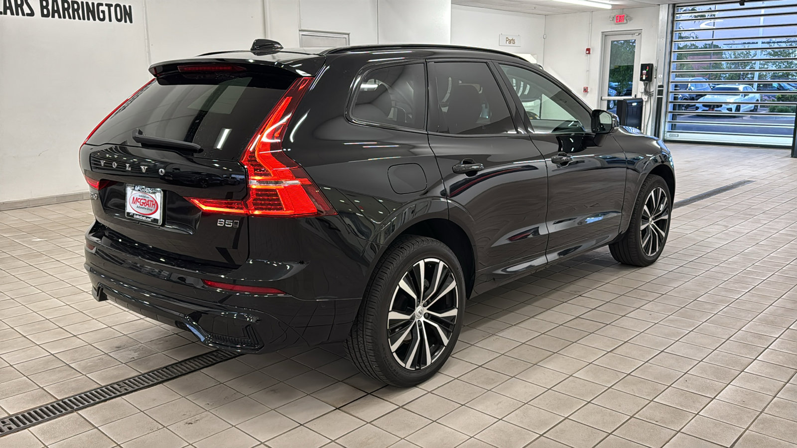 Used 2024 Volvo XC60 B5 Plus w/ Climate Package AWD/4WD image 5