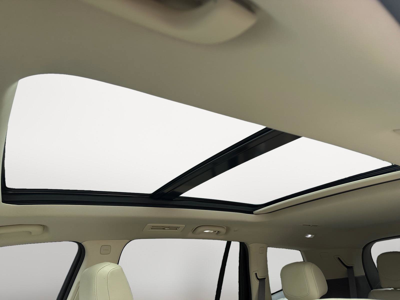 Used 2021 Cadillac XT6 Premium Luxury image 18