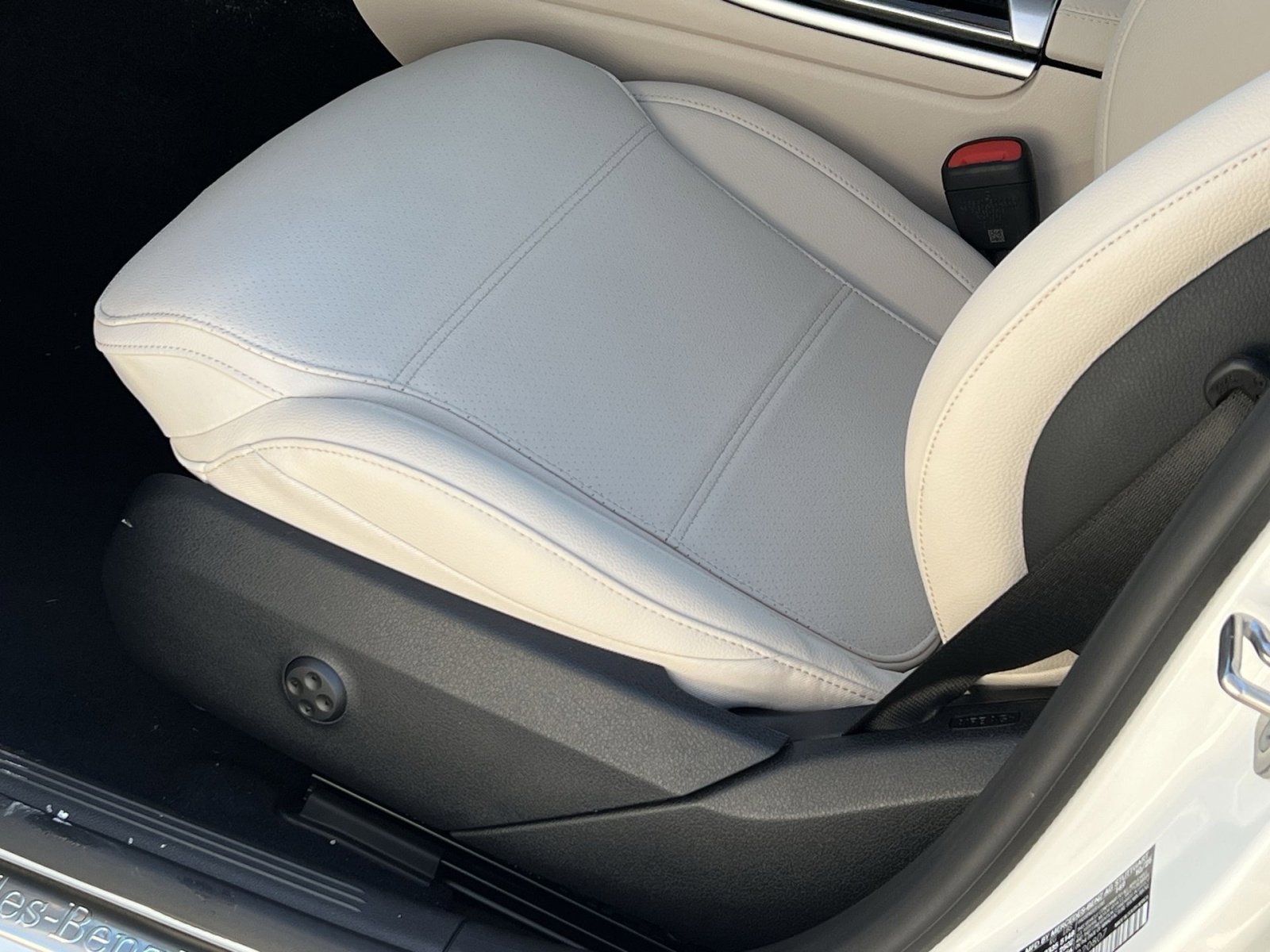 New 2026 Mercedes-Benz C 300 C 300 image 12