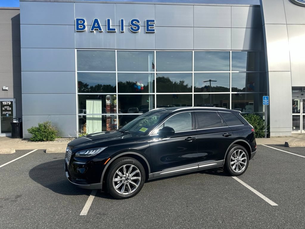Used 2022 Lincoln Corsair AWD w/ Premium Package image 1