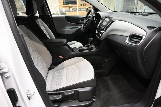 Used 2018 Chevrolet Equinox LS image 10