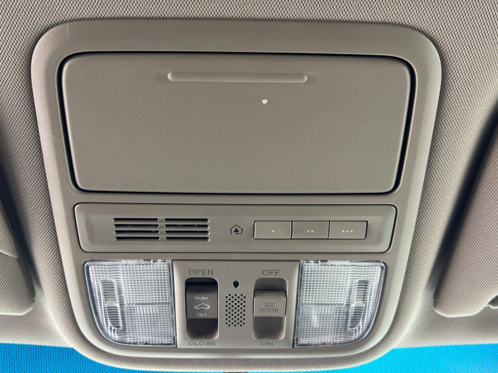 Used 2012 Honda Odyssey EX-L image 29