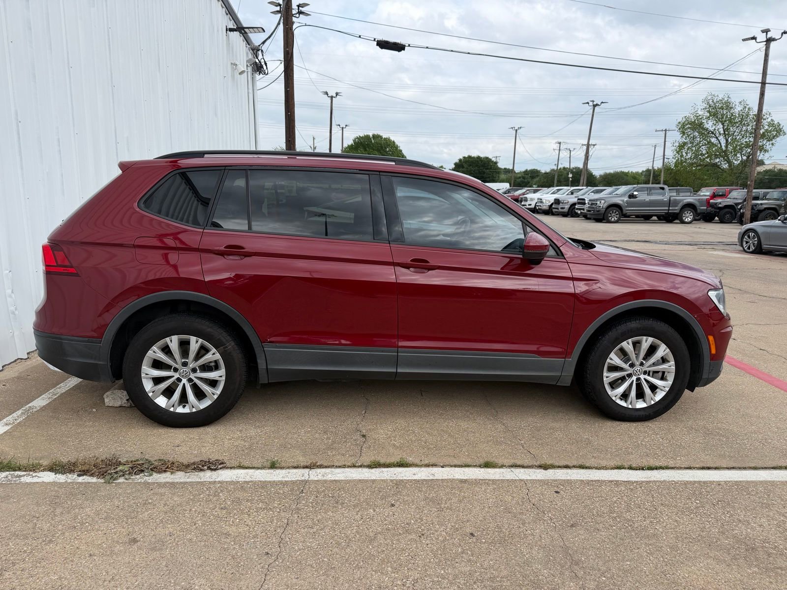 Used 2019 Volkswagen Tiguan S FWD image 6