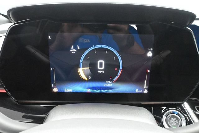 New 2026 Chevrolet Trax RS w/ Sunroof Package FWD image 32