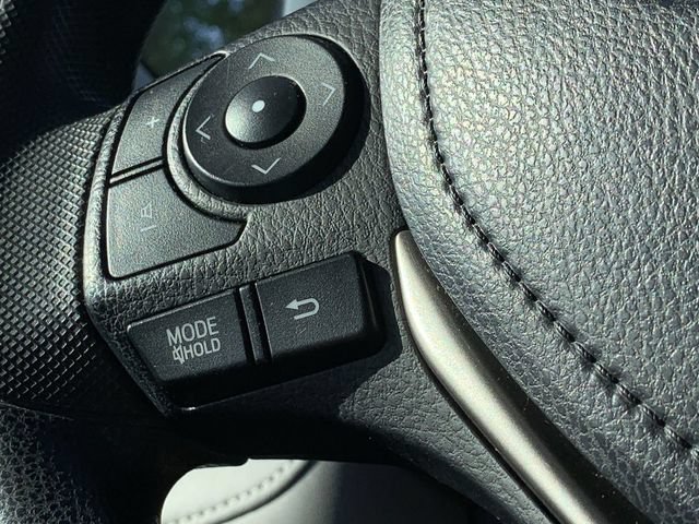 Used 2015 Toyota RAV4 XLE AWD/4WD image 24