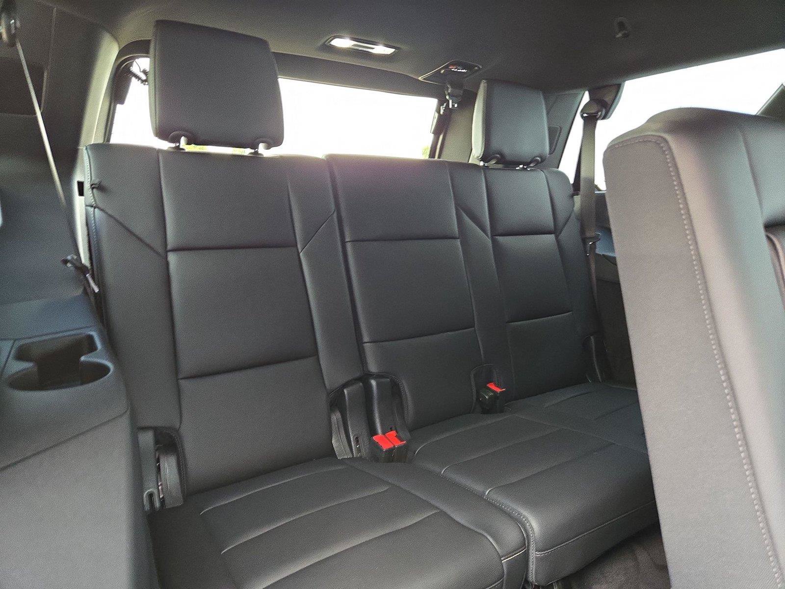 Certified 2025 Cadillac Escalade Luxury RWD image 30