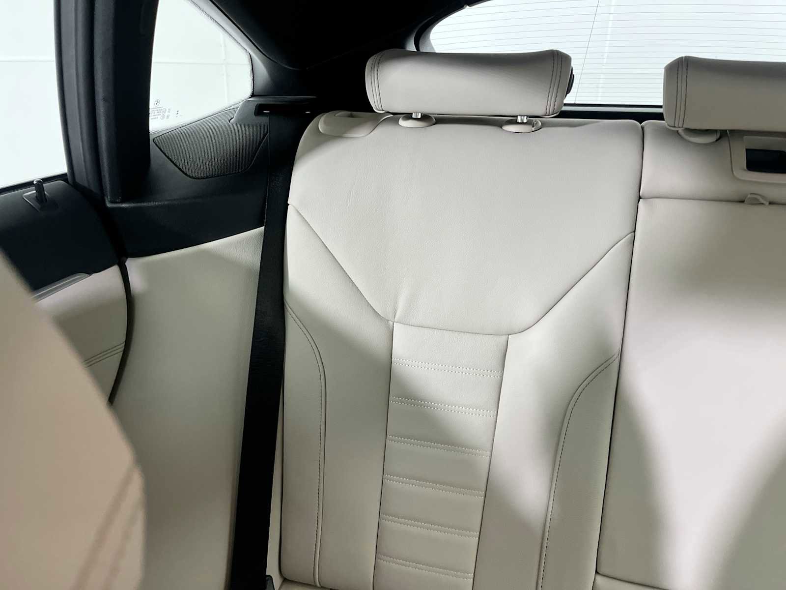 Certified 2023 BMW i4 eDrive35 image 12