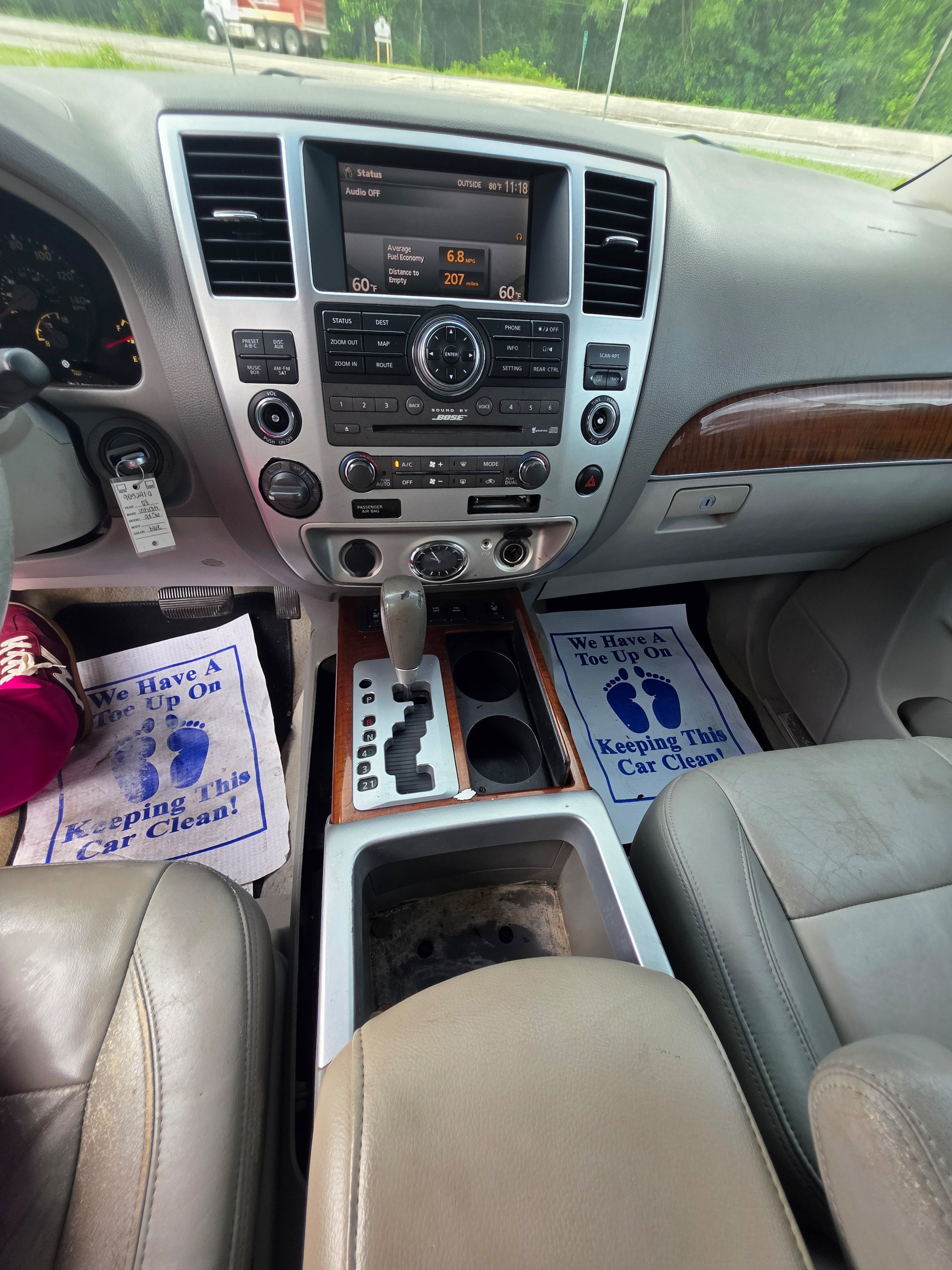 Used 2008 INFINITI QX56 4WD w/ Technology Pkg image 12