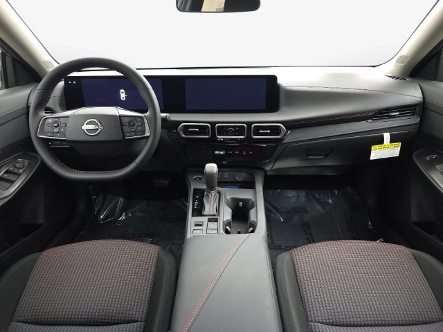 New 2027 Nissan Sentra SR w/ Floor Mat Package FWD image 13