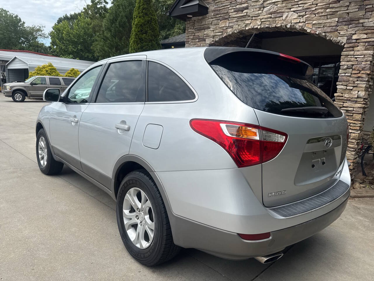 Used 2008 Hyundai Veracruz GLS FWD image 3