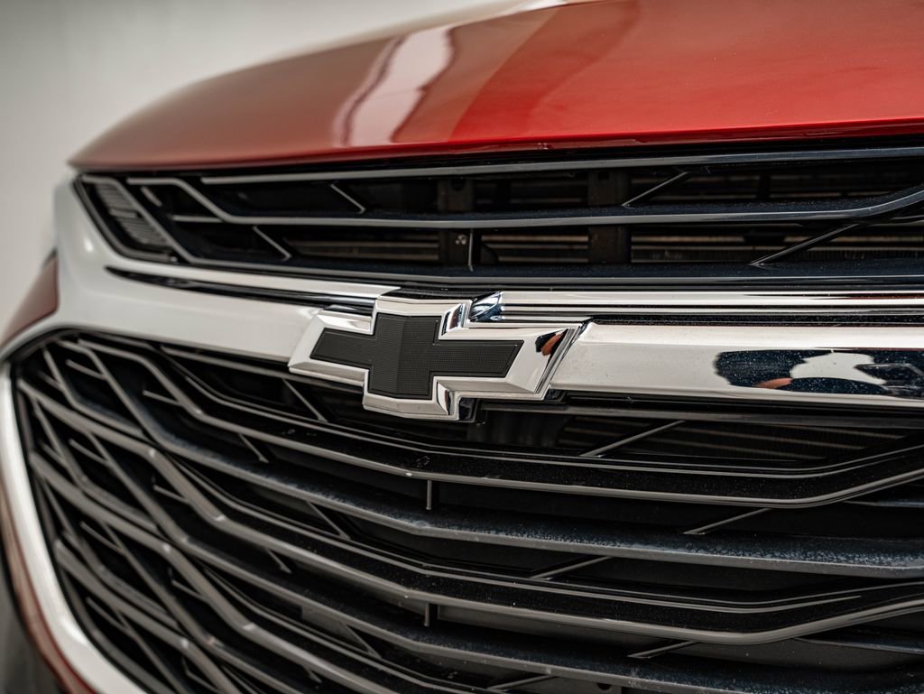 Used 2024 Chevrolet Malibu RS FWD image 12