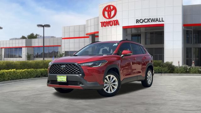 Used 2022 Toyota Corolla Cross LE FWD image 1