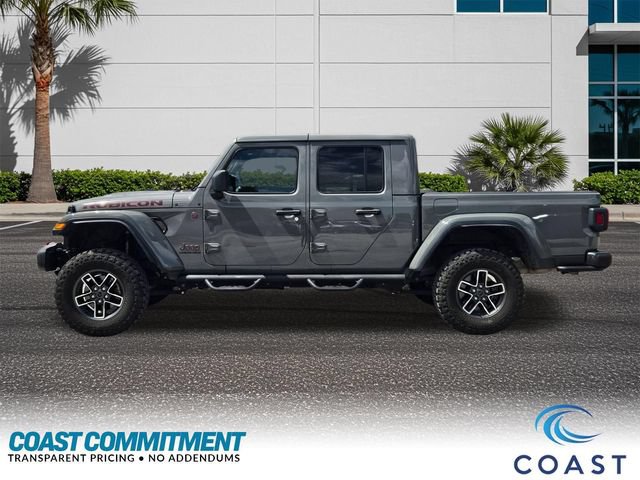 Used 2023 Jeep Gladiator Rubicon w/ Trailer Tow Package AWD/4WD image 3