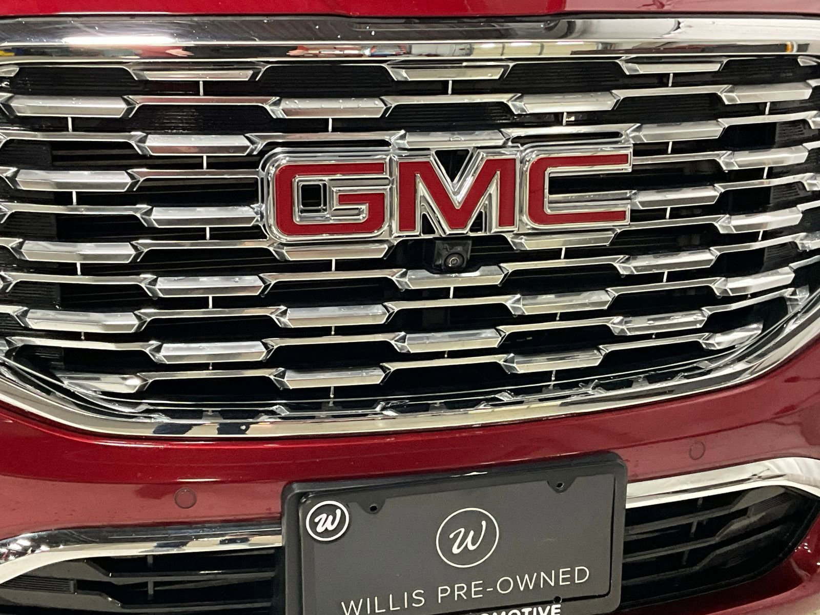 Used 2020 GMC Terrain Denali w/ GMC Pro Grade Package AWD/4WD image 27