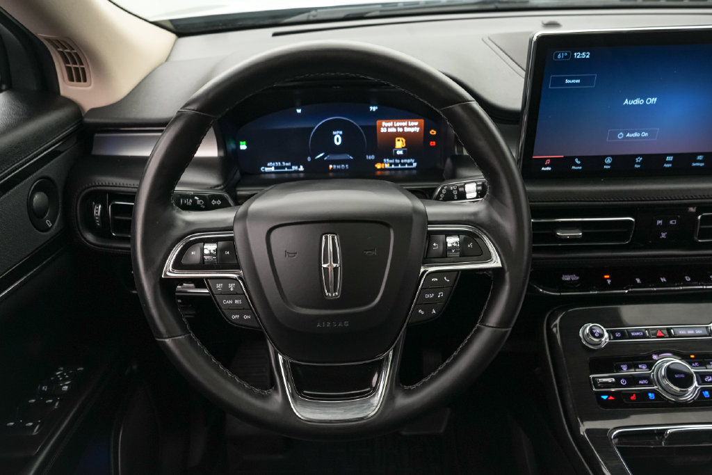 Used 2023 Lincoln Nautilus Reserve w/ Monochromatic Package AWD/4WD image 13