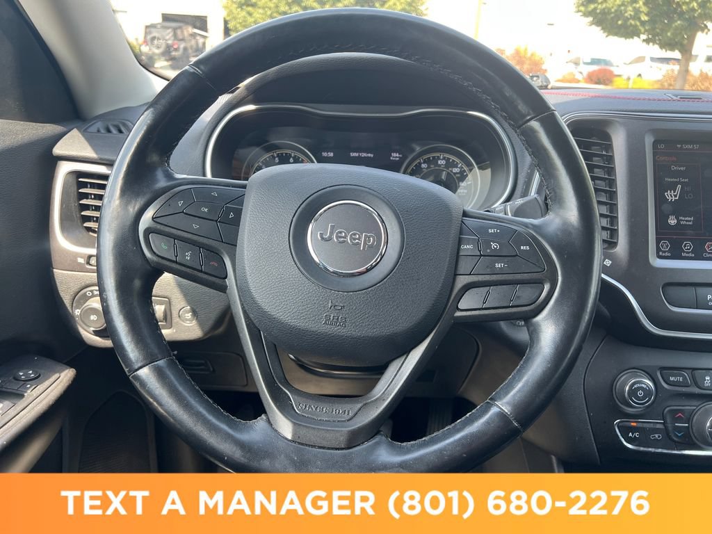 Used 2021 Jeep Cherokee Trailhawk w/ Comfort/Convenience Group AWD/4WD image 17